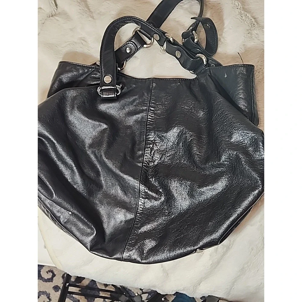 Kenneth Cole‎ New York Leather Womens Shoulder Bag Purse BLACK Silver Hardware